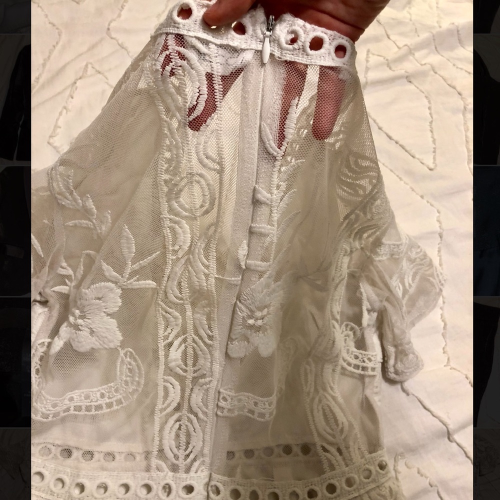 LF “Seek” White Lace Mesh Romper - Picture 5 of 6